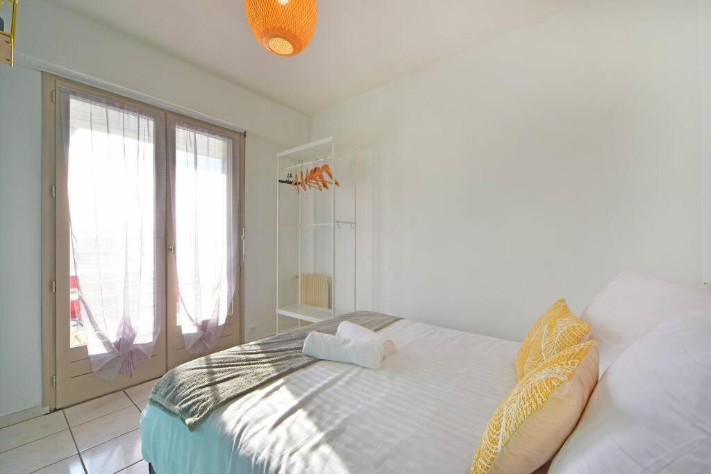 Cabana & Le Central - Proche Lac , Terrasse Et Parking Annecy Exterior foto